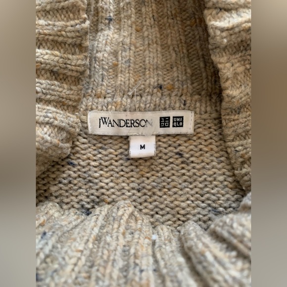 Jw Anderson X Uniqlo Sweater - Picture 2 of 2